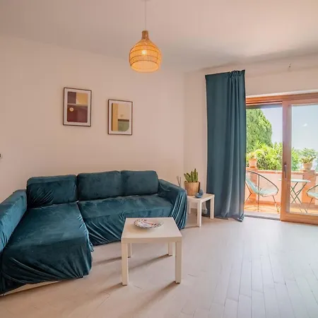 A Me Casa - * Taormina