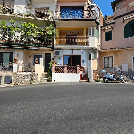 A Me Casa - Apartment Taormina